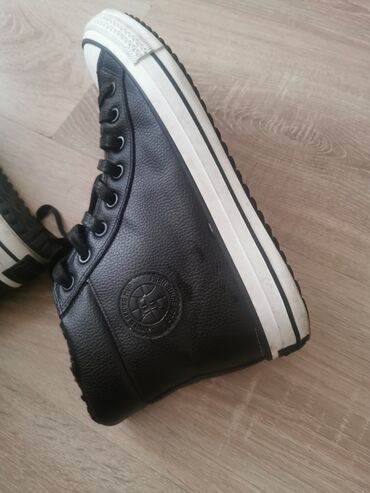 muske starke: Trainers, size - 44