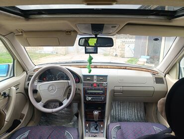 Mercedes-Benz: Mercedes-Benz C-Class: 2.3 l | 1998 il Sedan — 15