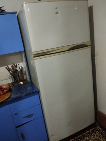 холодильник сатылат бу: Холодильник LG, Б/у, Двухкамерный, 80 * 170 * 40
