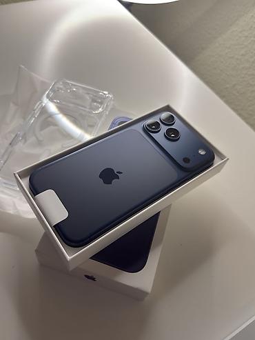 ipad pro 2022: IPhone 15 Pro, Göy — 2