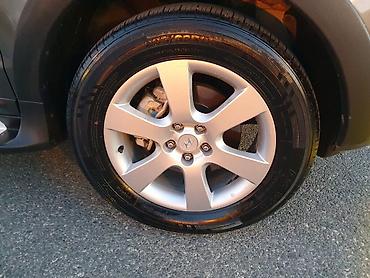prado 4 mator: Hyundai Santa Fe SUV - Korpus: tünd boz rəng, 5 qapı, dam relsləri — 4