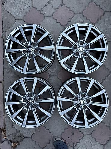 Литые Диски R 15 Toyota, Комплект, отверстий - 5, Б/у