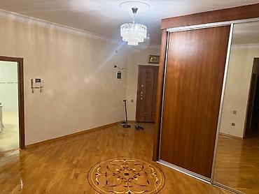 Квартиры: 4 комнаты, Новостройка, 212 м² — 4