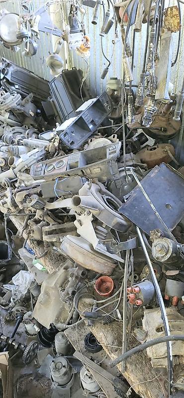 обмен е 34: Автозапчасти, авторазбор ФОЛЬКСВАГЕН
 ТРАНСПОРТЁР Т-3 — 5