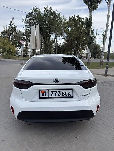 Продажа авто: Toyota Levin: 2023 г., 1.8 л, Вариатор, Гибрид, Седан — 4