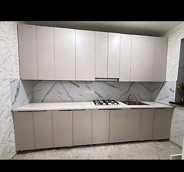 Продажа коттеджей и домов: Продается двух этажный дом Понарамные окна 250кв На первом этаже Зал — 4