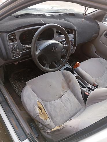 машина сатып алу: Nissan Primera: 2000 г., 1.8 л, Кол менен иштөөчү, Бензин, Седан — 9