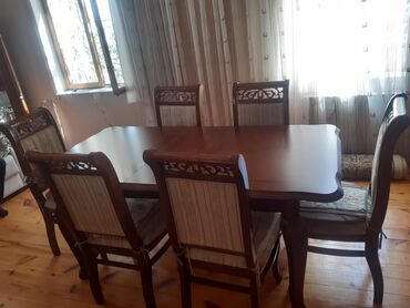 Mebel: Qonaq otağı üçün, İşlənmiş, Dördbucaq masa, 6 stul