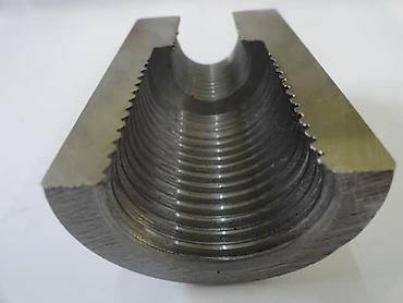 Другие строительные материалы: Резьбовые муфты для соединения арматуры. Все размеры в большом — 20