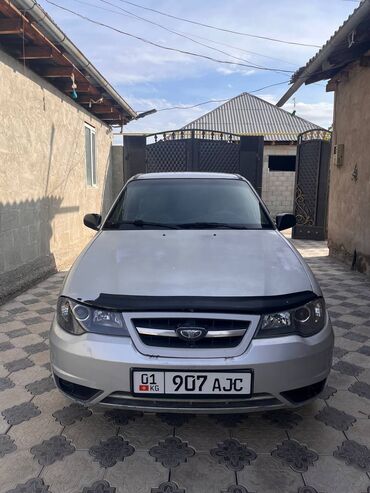 Daewoo: Daewoo Nexia: 2012 г., 1.5 л, Механика, Бензин, Седан