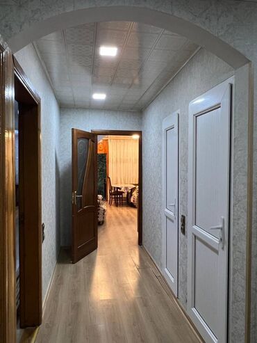 Uzunmüddətli kirayə mənzillər: Həzi Aslanov metrosuna 4 deq mesafədə yerlesən 5 mərtəbənin,1- ci — 8