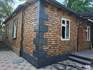 контейнерный модул: Продаю Дом район рынка БАЯТ от трассы 200метров.Кирпичный 80м2 Со — 4