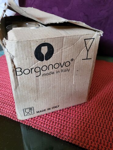 Čaše: Case nove,vintaz Cepelin italijanske. Case komada 4 u ceni. puno — 5