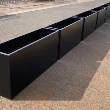 Bitkilər üçün dibçəklər: Her razmir de özel dibcek istehsal edirik. Qvadrat ve adede gore — 17