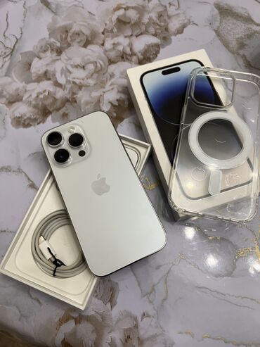 Apple iPhone: IPhone 14 Pro, Б/у, 256 ГБ, Matte Silver, Зарядное устройство, Защитное стекло, Чехол, 89 %