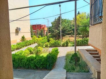 снять квартиры в баку: Bakı, Yeni Günəşli Massiv V, 1 otaqlı, Köhnə tikili, m. Xalqlar Dostluğu, 42 kv. m