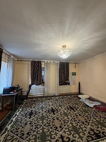 Продажа коттеджей и домов: Продается добротный дом Район: Старый толчок ул.Чагай 111 (300 метров — 2