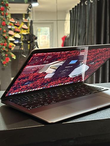 айфон маленький: Продаю MacBook Air 2020 M1 Состояние идеальная, с исключением — 4
