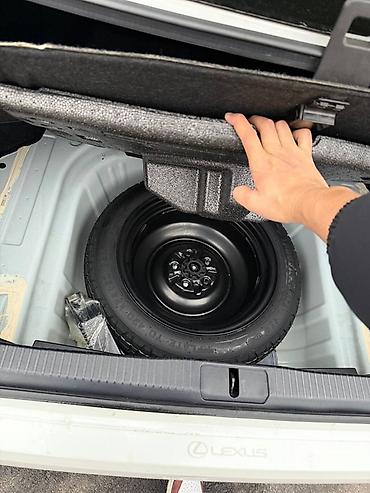 Lexus: Lexus ES: 2015 г., 2.5 л, Вариатор, Гибрид, Седан — 15