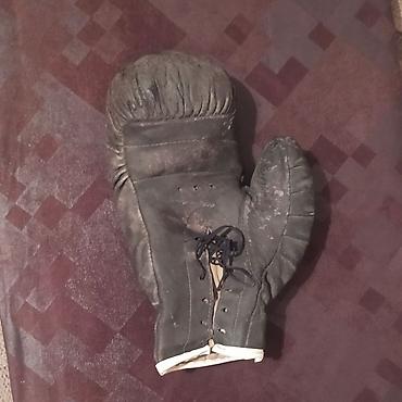 glove: Боксерская перчатка,одна,б/у — 1