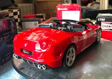 Avtomobil modelləri: Коллекционная модель Ferrari California T Open Red 2014 BBurago Scale — 20