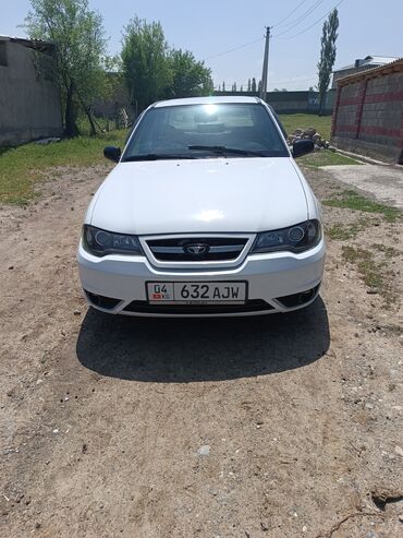 Daewoo: Daewoo Nexia: 2010 г., 1.5 л, Механика, Бензин, Седан