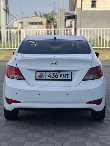 Hyundai: Hyundai Solaris: 2015 г., 1.4 л, Автомат, Бензин, Седан