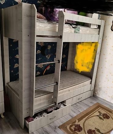 (Iki mertebe yataq) yaxwi veziyyetde seliqeli islenib matraslar