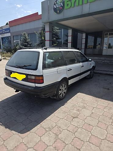 e klass: Volkswagen Passat Variant: 1992 г., 1.8 л, Механика, Бензин, Универсал — 6