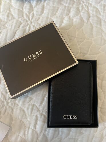 ucuz kosmetika: Pasport ve kartlar ucun cuzdan. Guess original cuzdan ! Olcusu 15,5 x