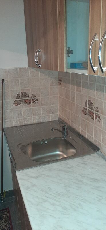 Kuće na prodaju: 290 kv. m, 6 soba — 7