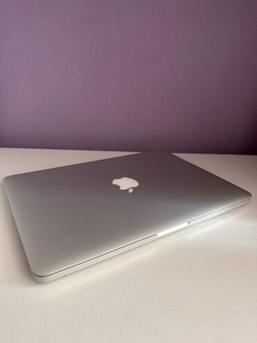 Dell: Apple MacBook, 13.5 ", Intel Core i5, 128 GB