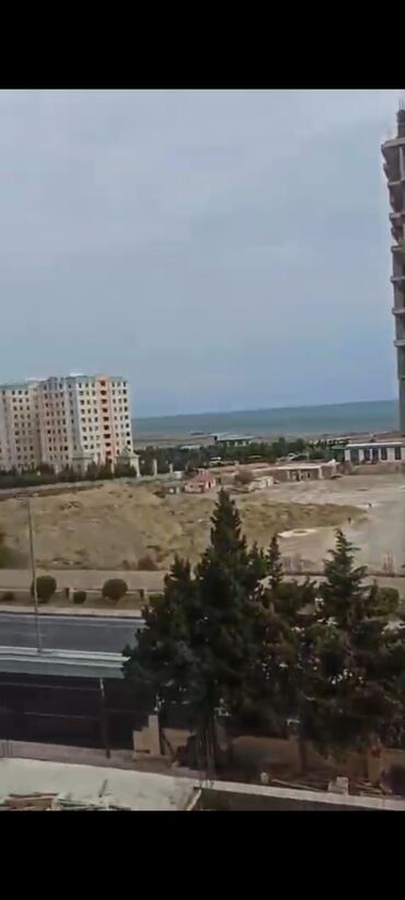 аренда дома у моря баку: 6ci mk yeni tikilidə 2otaqli içi əşyalı ev kira verilir 400azn