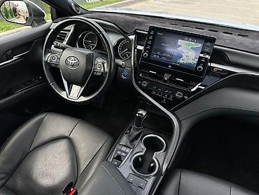 corolla 2016: Toyota Camry: 2021 г., 2.5 л, Вариатор, Гибрид, Седан — 9
