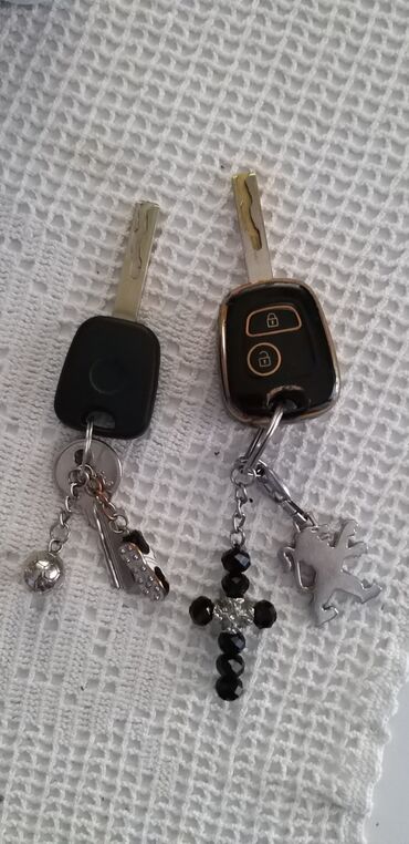 Peugeot: Peugeot 307: 2 l | 2004 г. 331337 km Limuzina — 18