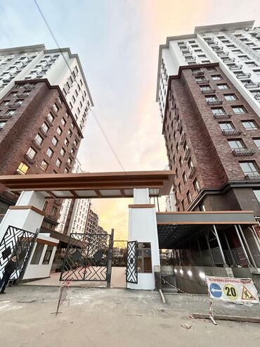 3комн квартира: 5 и более комнат, 144 м², Элитка, 8 этаж, ПСО (под самоотделку)