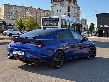 elantra 2022: Hyundai Elantra: 2021 г., 2 л, Вариатор, Бензин, Седан — 3