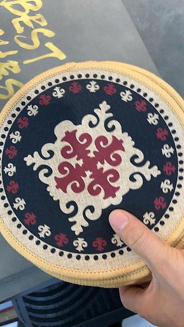 Декоративная круглая салфетка/подставка под горячее с этническим