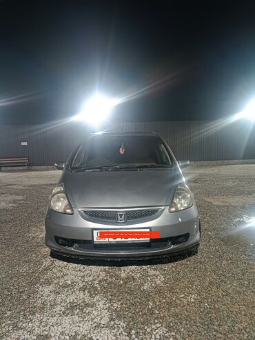 Honda: Honda Fit: 2003 г., 1.5 л, Вариатор, Бензин, Хэтчбэк