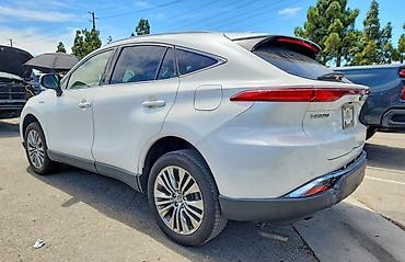 voxy noah: Toyota Venza: 2021 г., 2.5 л, Вариатор, Гибрид, Кроссовер — 3