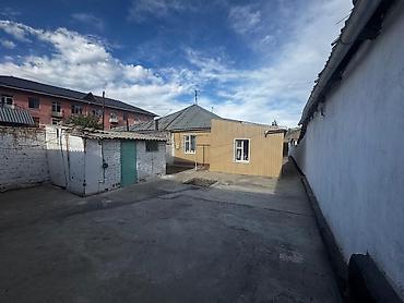 Продажа коттеджей и домов: Нарын шаарынын Чкалов аймагынын, Качкынов кочосунон жер там сатылат — 14