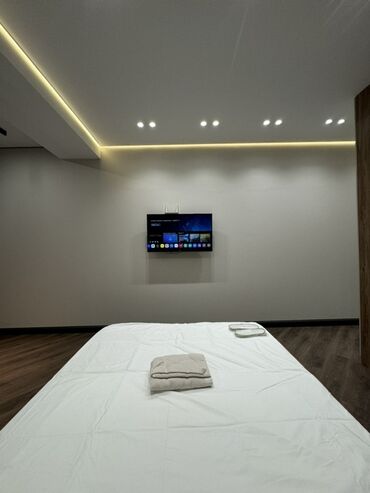 Посуточная аренда квартир: 1 комната, Душевая кабина, Постельное белье, Кондиционер — 1