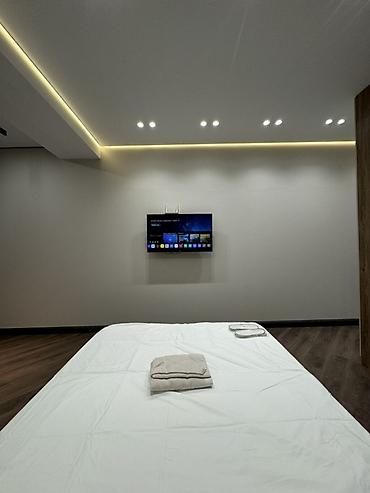 Посуточная аренда квартир: 1 комната, Душевая кабина, Постельное белье, Кондиционер — 1