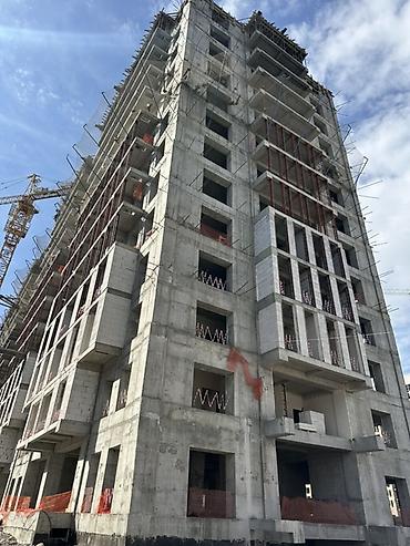 этажи: Продажа магазинов В жилом доме, 1100 м², ПСО (под самоотделку), Утеплен, 1 этаж — 1