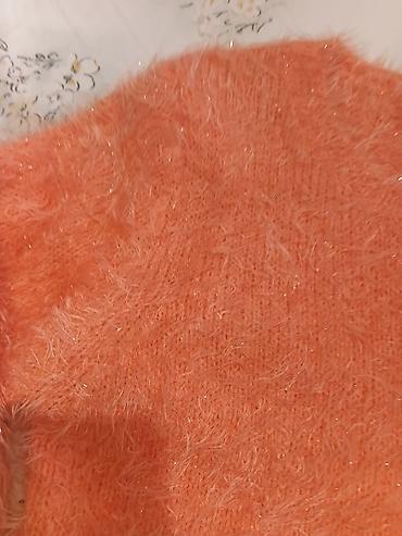 Džemperi, kardigani: Džemper Atmosphere – narandžasti, „fuzzy“/dlakasti, sa diskretnim — 8