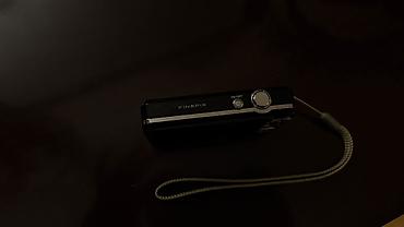 FUJIFILM FinePix J37 rəqəmsal fotoapparat - 12.2 MP sensor (gövdə — 3
