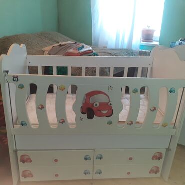 Oğlan və qız üçün, Yeni, Dördbucaq, Beşik, Dəst ilə, Matras ilə, Yellənmə mexanizmsiz