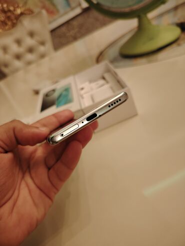 Honor: Honor X9a, 128 GB, rəng - Gümüşü, Barmaq izi — 9