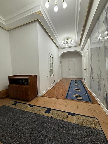 Продажа коттеджей и домов: 🏡 Продаётся Дом в районе Арча-Бешик по 1 линии 4.6сот(фактич 6сот) — 6