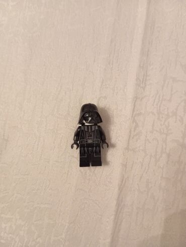 lego qiymetleri: Lego Star wars-Darth Vader Printed arms(sw1112) Yeni kimi hər yerdə